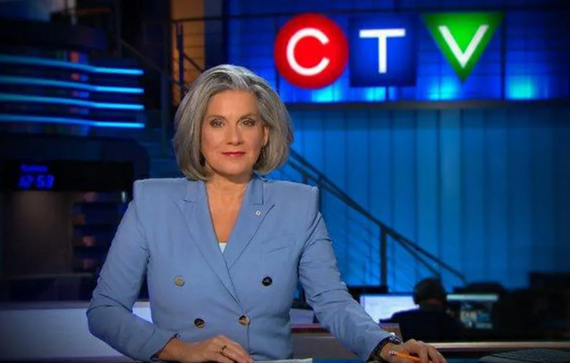 염색을 하지 않은 자연스러운 흰머리로 캐나다 CTV '내셔널 뉴스'를 진행하던 리사 라플람이 갑작스레 해고되면서 성과 연령 차별이라는 비판이 잇따르고 있다. CTV 방송 캡처