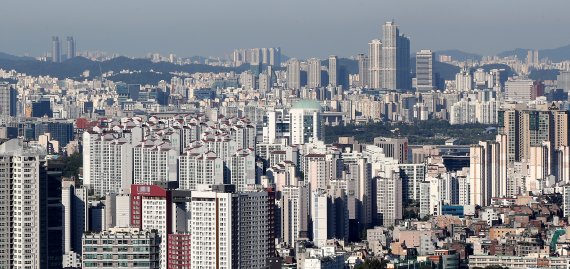 "평생 임대 살면서 애 낳으라고요?"...'결혼·출산 포기' 2030의 절규