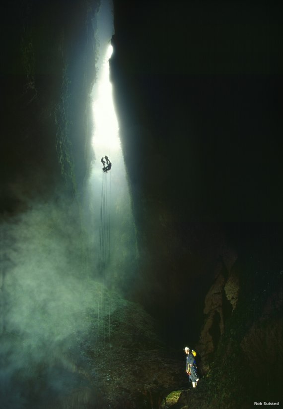 와이토모의 로스트 월드 동굴(Rob Suisted 제공)