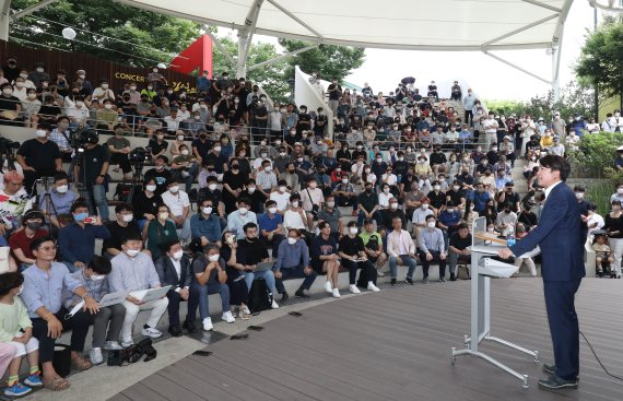 이준석 전 국민의힘 대표가 4일 오후 대구 중구 김광석길 콘서트홀에서 가진 기자회견에서 발언하고 있다. 2022.9.4/뉴스1 ⓒ News1 공정식 기자