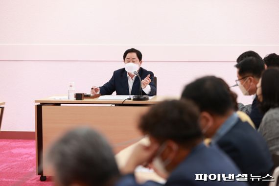 주광덕 남양주시장 5일 시정 현안과 주요 사업 공유하고자 확대간부회의 주재. 사진제공=남양주시