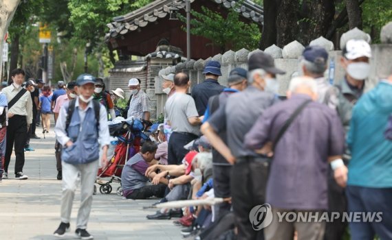 [fn스트리트] 노인 연령 기준 상향