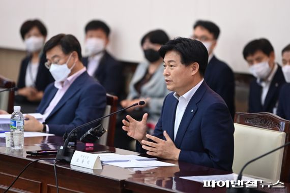 조용익 부천시장 8일 국토교통부-1기신도시 지자체장 간담회 참석. 사진제공=부천시