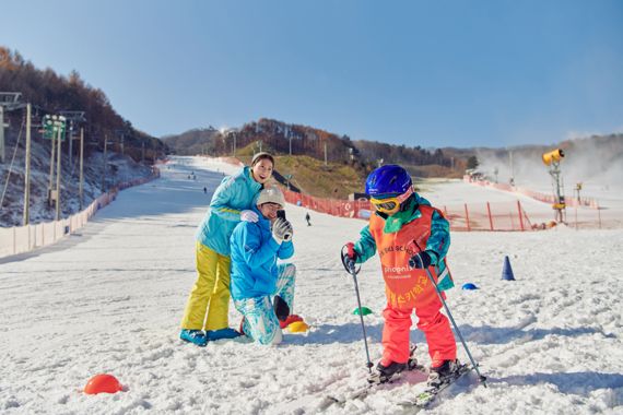 휘닉스 평창 스키 시즌권 판매 시작..1+1 자녀 무료 혜택까지