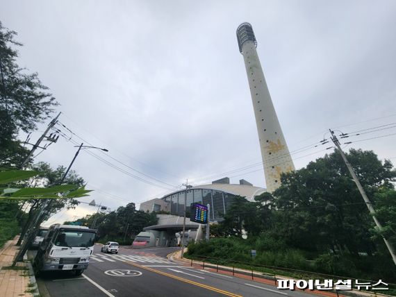 15일 서울 마포구 상암동에 위치한 쓰레기 소각장./ 사긴=김동규 기자