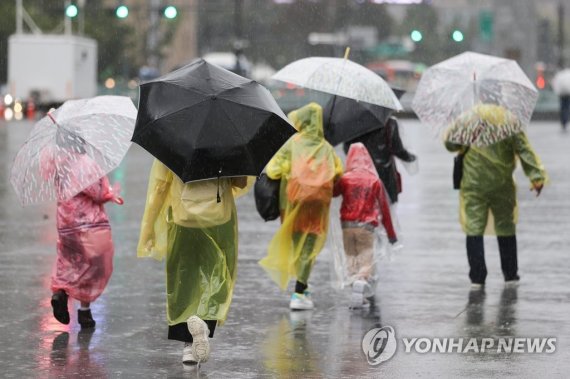 전국 흐리고 곳곳 비…낮 최고 25∼32도 - 파이낸셜뉴스