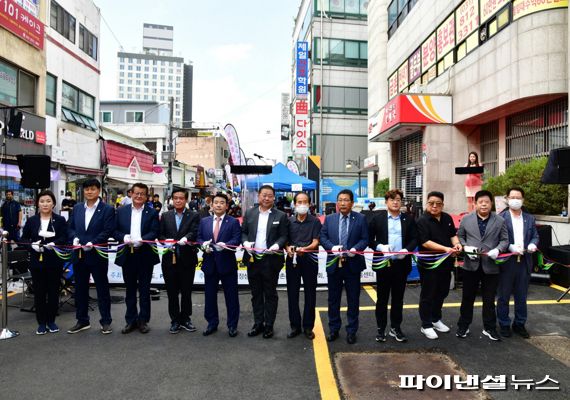 파주시 17일 ‘문화로 보행환경 개선공사’ 준공식 개최. 사진제공=파주시