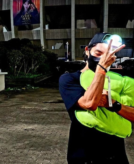 아이유 이준기 인스타그램 갈무리