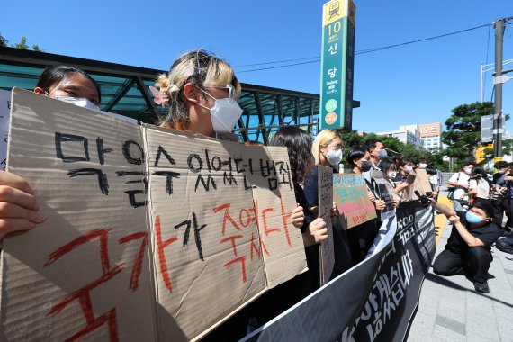 피해자 보호 못하는 스토킹 처벌법… 보복범죄만 늘었다