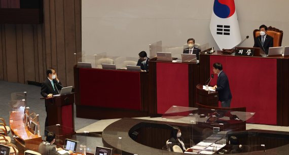 미, 한국산 전기차 차별...한총리 "FTA 최혜국 위반"