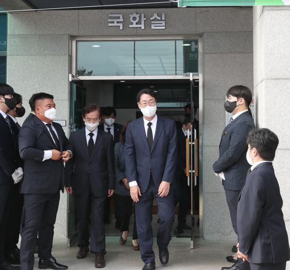 '수원 세모녀' 2년전 먼저 떠난 아들과 화성시 추모공원에 안치
