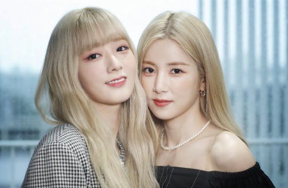 에이핑크 첫 유닛 초봄의 보미(왼쪽)과 초롱 / 뉴스1 ⓒ News1 권현진 기자