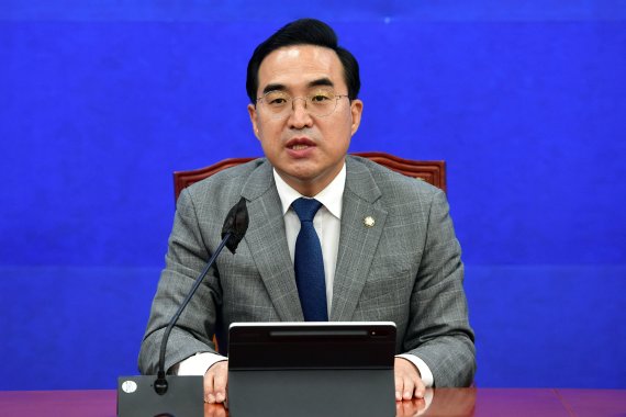박홍근 더불어민주당 원내대표가 22일 오전 서울 여의도 국회에서 열린 정책조정회의에서 발언을 하고 있다. (공동취재)