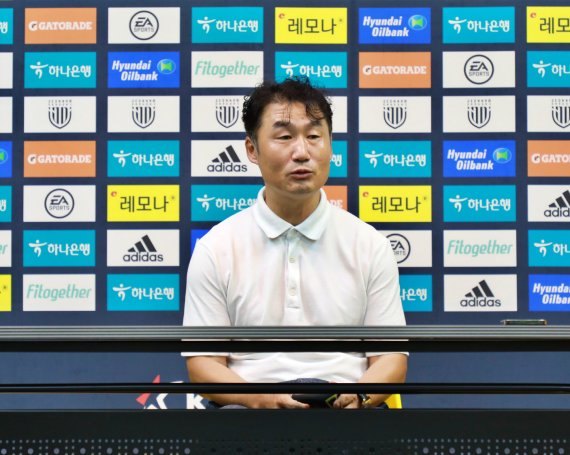 [서울=뉴시스]이장관 전남 감독. 2022.09.22. (사진=전남드래곤즈 제공) *재판매 및 DB 금지