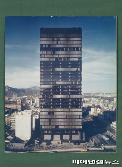 건축가 김중업 작품- 삼일빌딩(1970년 완공). 사진제공=안양문화재단