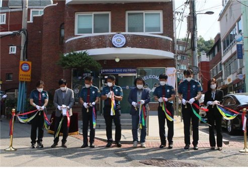 23일 혜화경찰서가 서울 종로구 대학로 일대에 청소년 상담 지원센터를 열고 개소식을 개최했다 /사진=경찰 제공