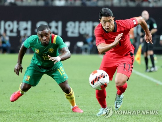 돌파하는 황희찬 돌파하는 황희찬 (서울=연합뉴스) 김주성 기자 = 27일 오후 서울 마포구 서울월드컵경기장에서 열린 한국 대 카메룬 축구 대표팀의 평가전에서 황희찬이 돌파를 시도하고 있다. 2022.9.27 utzza@yna.co.kr (끝)