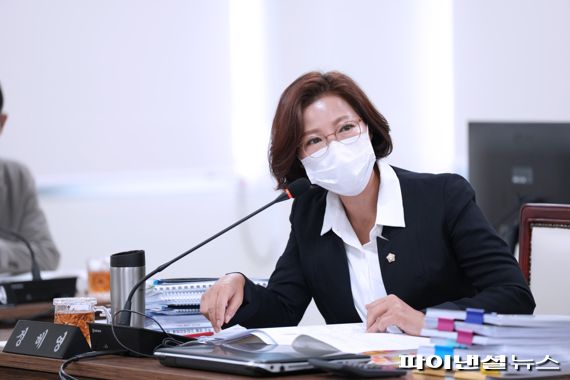 정혜영 하남시의원 2022 행정사무감사 활동. 사진제공=하남시의회