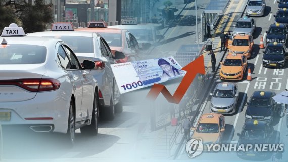 심야 택시 호출료 최대 5000원 인상.. 내년엔 기본요금 1만원 시대