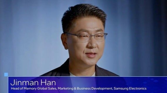 27일(현지시간) 인텔 이노베이션 기조연설에 등장한 한진만 삼성전자 메모리사업부 전략마케팅 실장(인텔 제공)