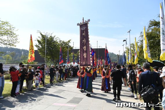 ‘2022 양주회암사지왕실축제’ 태조 이성계 어가행렬 재현. 사진제공=양주시