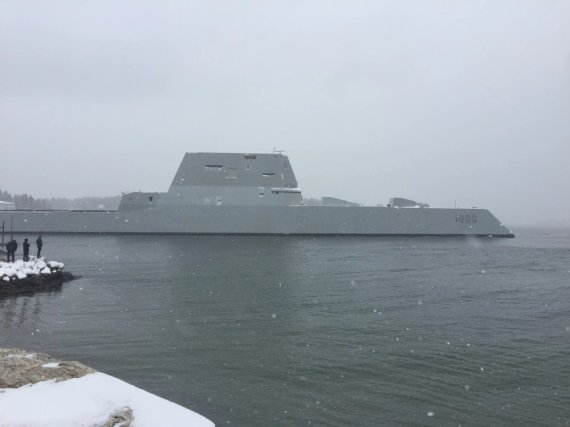 美, 최신예 스텔스 구축함 '줌월트' 주일 미 해군 배치