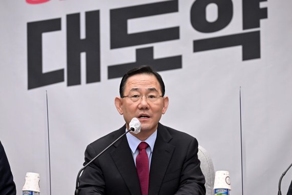 주호영 "文 전 대통령, 감사원에 과민반응.. 공권력 행사는 원래 불편한 것"