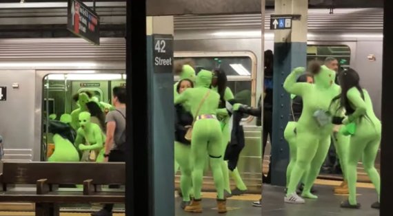 "정체가 뭐지"…형광 쫄쫄이 여성 강도단 뉴욕 지하철 습격