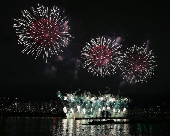 2018년 서울세계불꽃축제 /서울 영등포구 제공