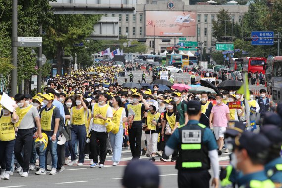 금융권 노조 수장 선거 막 올라…닮은꼴 공약 눈길