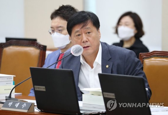 "명절 운전 조심하세요" 거리두기 완화에 고속도로 교통사고 증가