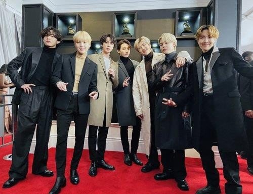 BTS, 맏형 진부터 군대간다… 2025년 완전체 활동 재개