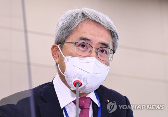 [2022국감] 윤희성 수은 행장 “한화그룹 계열사 1000억원 지원, 승계 위한 것 아냐”