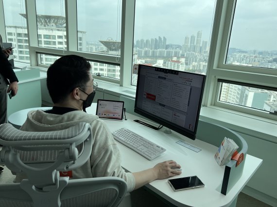 SK텔레콤이 신도림역 근처에 거점오피스 스피어를 마련했다. *재판매 및 DB 금지