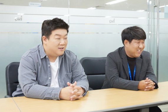 유민상 (왼쪽), 이명규 PD/ 사진제공=iHQ