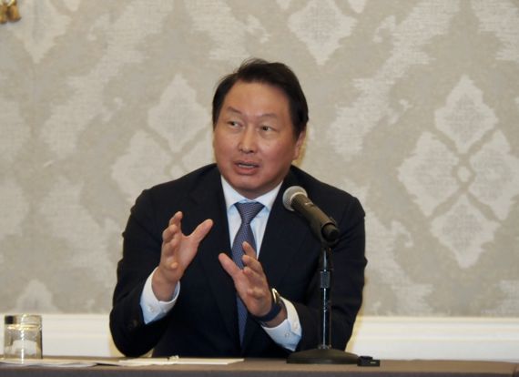 '카톡 장애' 관련 국감증인 채택된 최태원, 불출석사유서 제출