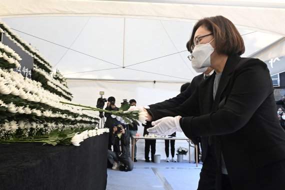 박희영 용산구청장 "매우 송구"..참사 사흘만 공식 사과