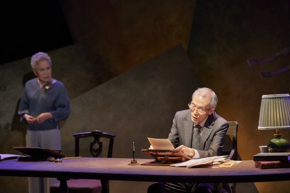 연극 '러브레터' 공연 사진. (파크컴퍼니 제공)