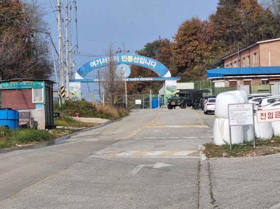 북한의 잇단 도발로 긴장상태가 이어지고 있는 3일 강원 고성군 현내면 민간인출입통제선(민통선) 일대에 긴장감이 돌고 있다. 2022.11.3/뉴스1 ⓒ News1 윤왕근 기자