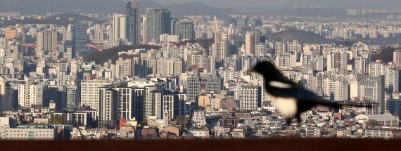 4일 서울 용산구 남산에서 바라본 시가지의 모습. 사진=뉴시스