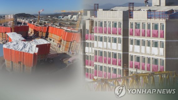 부동산 경기 침에로 공사가 중단된 아파트 건설현장 모습. /연합뉴스