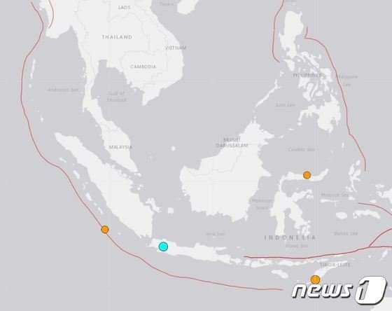 인도네시아에서 날아온 소식, 규모 5.6 지진으로 최대 20명 사망