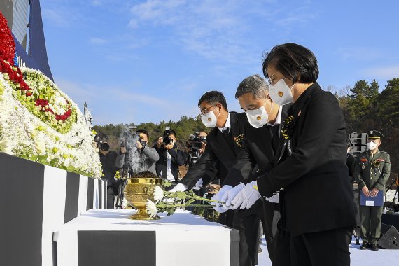 연평도 포격전 12주년 전승기념식…"희생·헌신 영원히 계승"