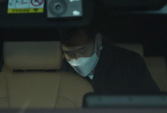 [뉴스1 PICK]석방된 김만배 '이재명 측 지분' 답 피했다
