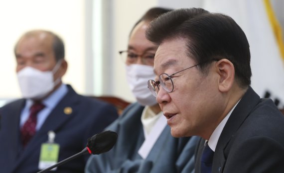 법원, 재차 "정진상 구속 정당"…무색해진 이재명 '무검유죄'