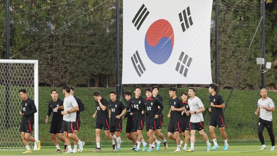‘일본 승, 한국 무’ 모두 맞힌 인간 문어 BBC 서튼 "한국, 가나에 1-0 승" 예측