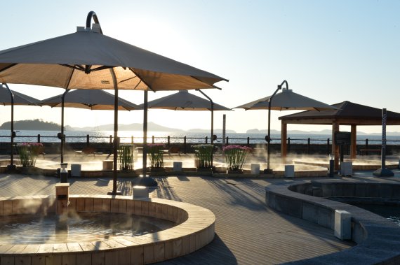 [서울=뉴시스] 인천 강화 석모도 미네랄온천. (사진=강화군 문화관광 홈페이지) 2022.11.26. photo@newsis.com *재판매 및 DB 금지