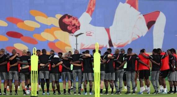 가나 축구대표팀 선수들이 27일 오후(현지시간) 카타르 아스파이어 존 훈련장에서 미팅을 갖고 있다. 2022.11.27/뉴스1 ⓒ News1 이동해 기자