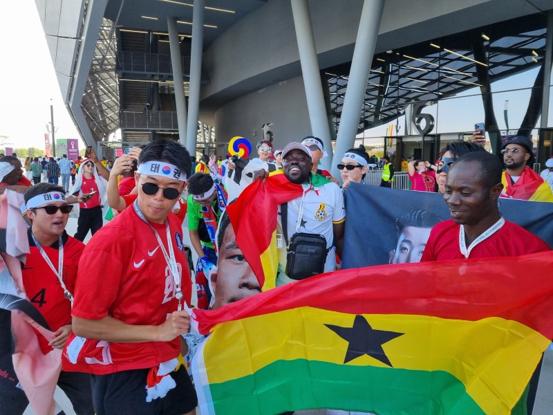 한국과 가나 팬들이 함께 어우러졌다.ⓒ News1 안영준 기자