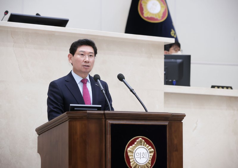 이상일 용인시장, 정치 목적 공공시설 이용 허용 조례 '재의 요구'